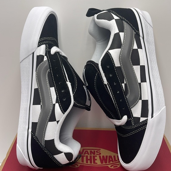 Vans Men’s Knu Skool
Mega Check Black
VN0009QCCJJ
Sneakers - Picture 11 of 16